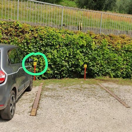 Appartamento Nelly - Per 4 Persone - Caray Park - Sale Marasino - Lago D'Iseo Marone Buitenkant foto